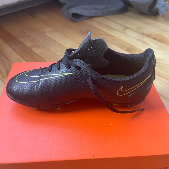 Nike Phantom GT Academy - Picture 2 of 10
